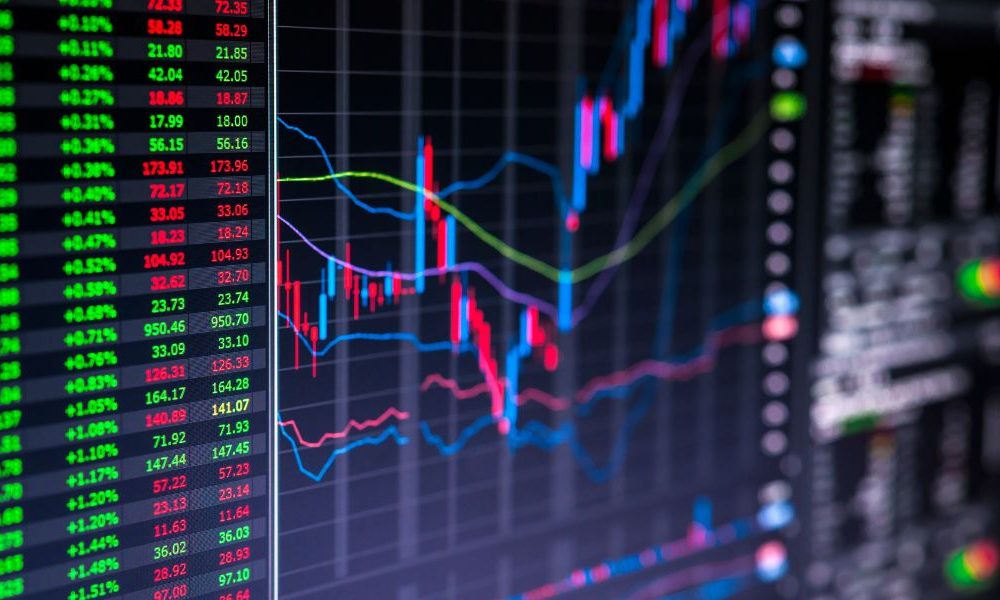 Bonds-vs-equities-Thumbnail-aspect-ratio-750-450